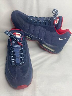 Nike Air Max 95 Premium Sneakers Mens Size US 11 Navy Blue Bright Red BV1255-400